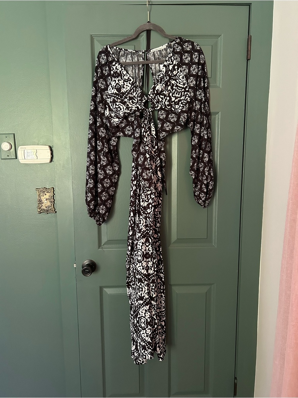 Abercrombie & Fitch Black and White Printed Tie-Front Maxi Dress